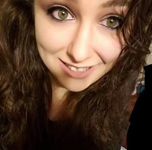 Meet your Posher, Hailey